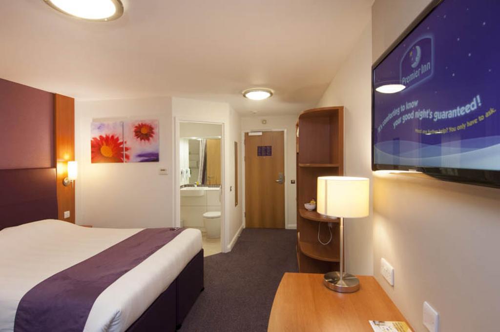 Premier Inn Derry / 런던데리 외부 사진