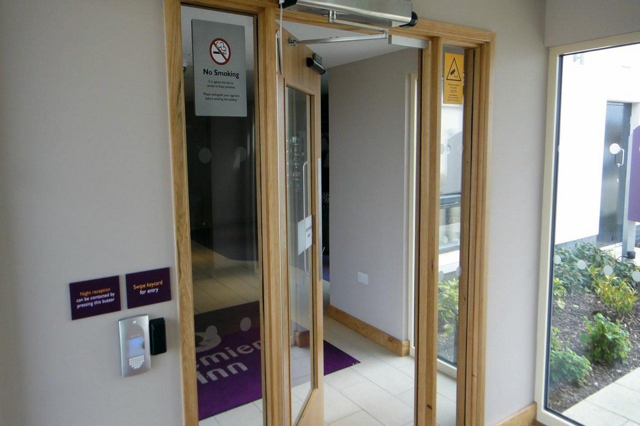 Premier Inn Derry / 런던데리 외부 사진