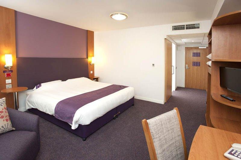 Premier Inn Derry / 런던데리 외부 사진